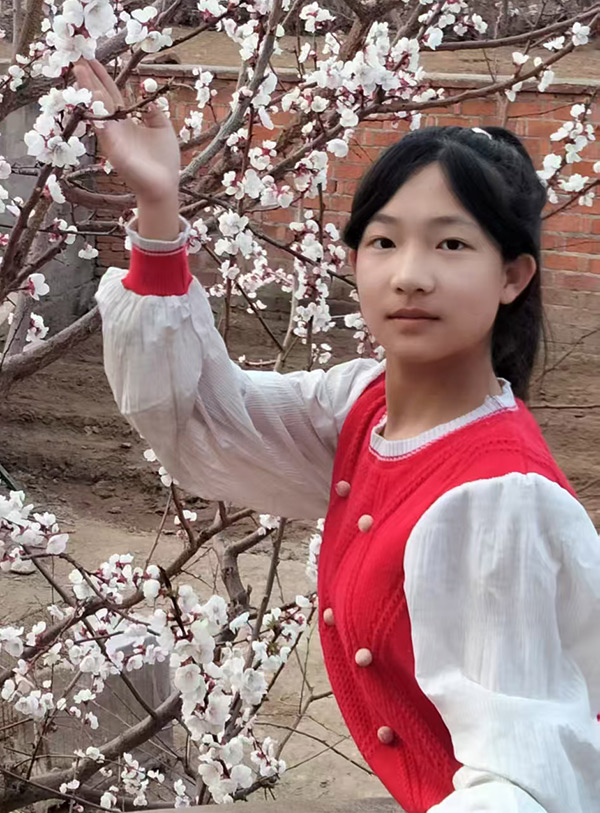 绥中县万家镇中心小学——闫思彤.jpg