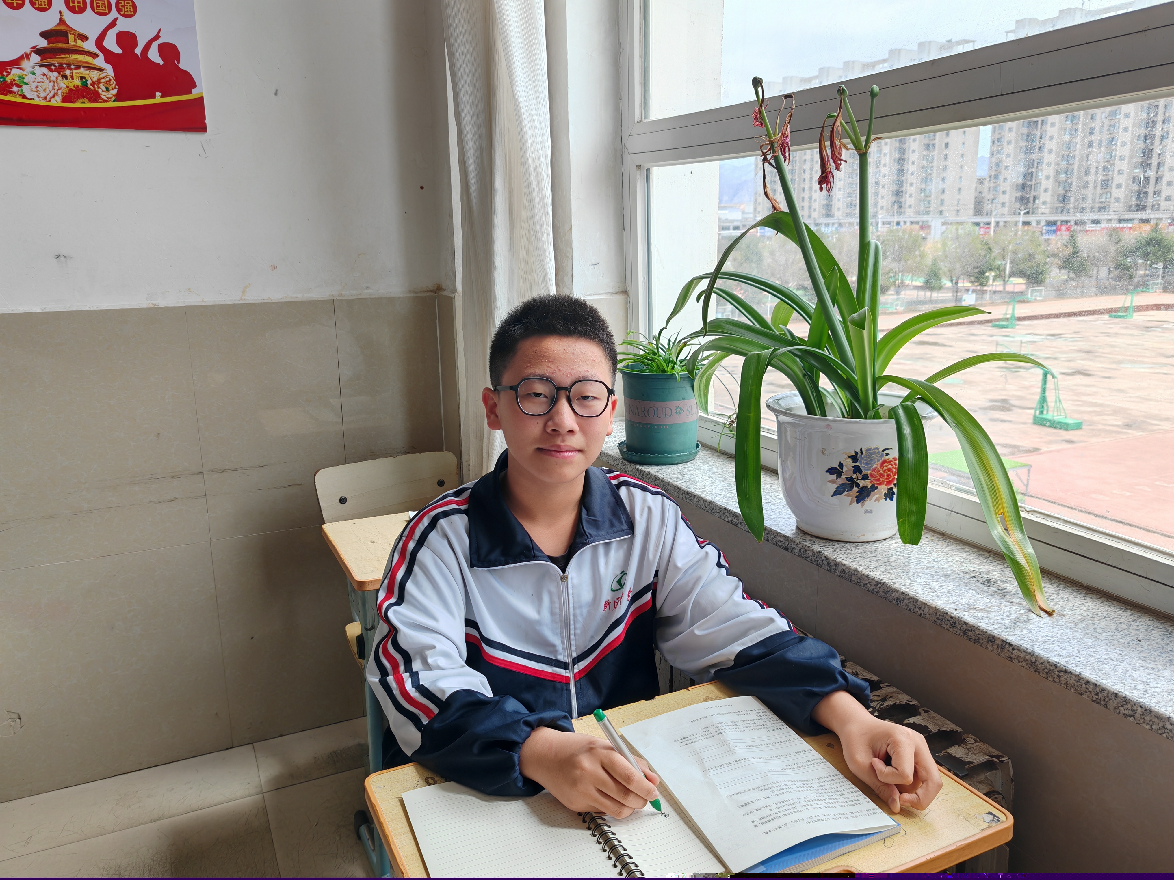 建昌县新区初级中学——李嘉胤.jpg